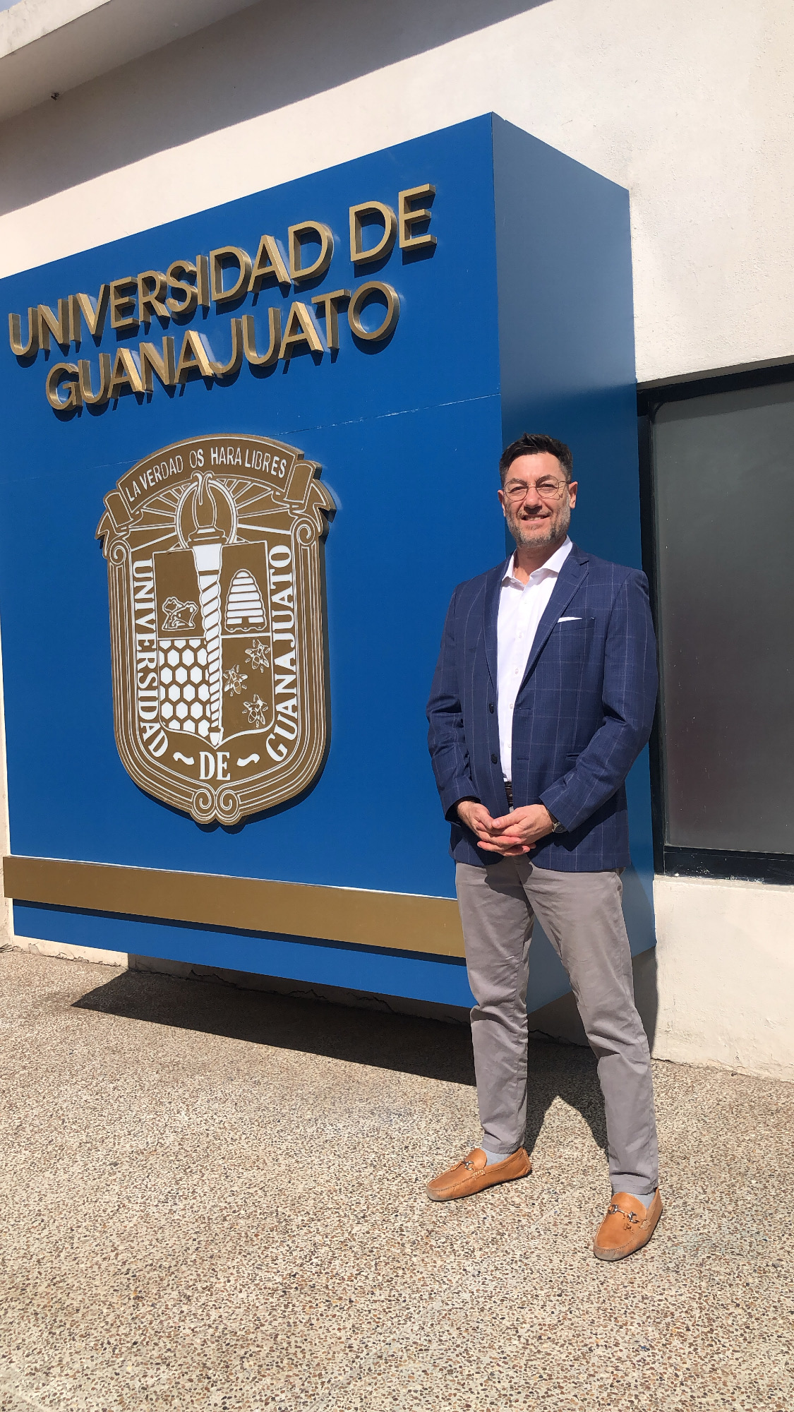Fernando Di Fazio dictando un curso de liderazgo en la Universidad de Guanajuato
